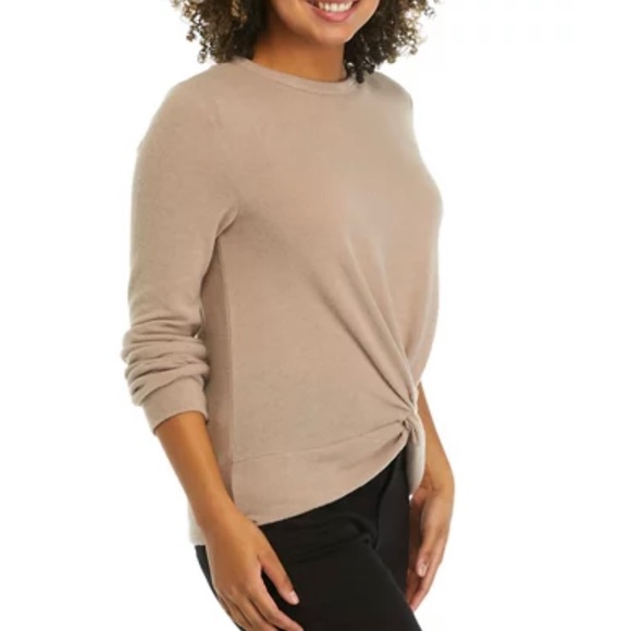 Belle Du Jour Junior’s Twist Front Long Sleeve Sweater - Picture 2 of 11